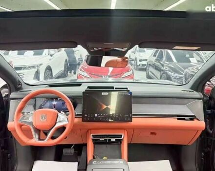 БИД Tang, объемом двигателя 0 л и пробегом 1 тыс. км за 37500 $, фото 10 на Automoto.ua