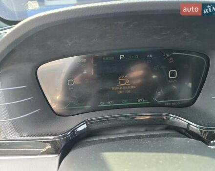 Серый БИД Tang, объемом двигателя 0 л и пробегом 5 тыс. км за 38000 $, фото 8 на Automoto.ua