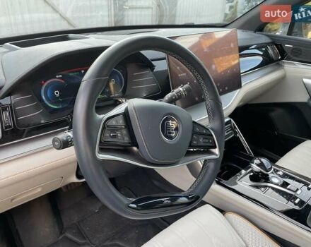 Серый БИД Tang, объемом двигателя 0 л и пробегом 18 тыс. км за 35350 $, фото 9 на Automoto.ua