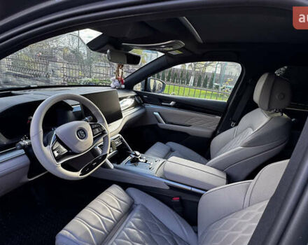 Серый БИД Tang, объемом двигателя 0 л и пробегом 72 тыс. км за 35000 $, фото 14 на Automoto.ua