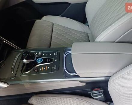 Серый БИД Tang, объемом двигателя 0 л и пробегом 23 тыс. км за 37499 $, фото 12 на Automoto.ua