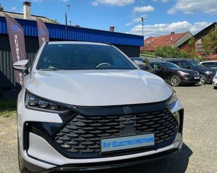 Серый БИД Tang, объемом двигателя 1.5 л и пробегом 2 тыс. км за 38899 $, фото 2 на Automoto.ua