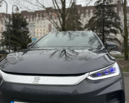 Серый БИД Tang, объемом двигателя 0 л и пробегом 33 тыс. км за 37000 $, фото 17 на Automoto.ua