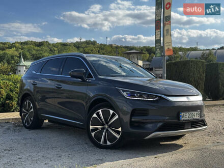 БИД Tang 2022 в Днепре (Днепропетровске) на Automoto.ua Серый БИД Tang, объемом двигателя 0 л и пробегом 21 тыс. км за 33500 $, фото 1 на Automoto.ua