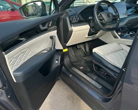 Серый БИД TANG EV, объемом двигателя 0 л и пробегом 32 тыс. км за 34500 $, фото 5 на Automoto.ua