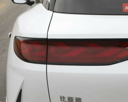 БИД Tang L, объемом двигателя 1.5 л и пробегом 0 тыс. км за 45200 $, фото 11 на Automoto.ua