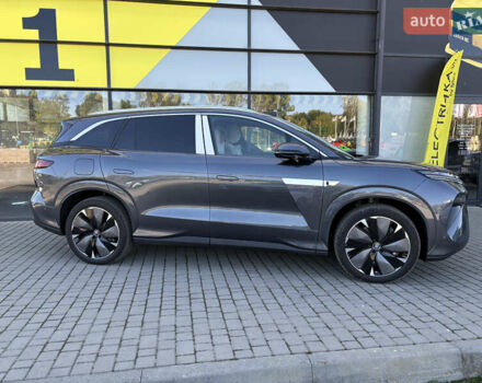 БИД Tang L 2025 в Полтаве на Automoto.ua Зеленый БИД Tang L, объемом двигателя 0 л и пробегом 1 тыс. км за 45000 $, фото 2 на Automoto.ua
