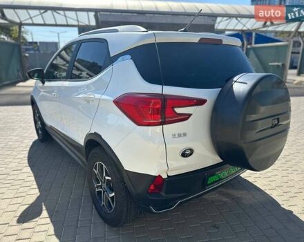 Белый БИД Yuan, объемом двигателя 0 л и пробегом 68 тыс. км за 12700 $, фото 8 на Automoto.ua