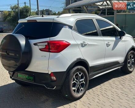 Белый БИД Yuan, объемом двигателя 0 л и пробегом 68 тыс. км за 12700 $, фото 5 на Automoto.ua