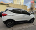 Белый БИД Yuan, объемом двигателя 0 л и пробегом 65 тыс. км за 17500 $, фото 7 на Automoto.ua