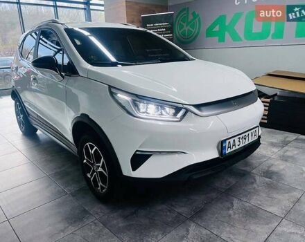 Белый БИД Yuan, объемом двигателя 0 л и пробегом 49 тыс. км за 15000 $, фото 2 на Automoto.ua