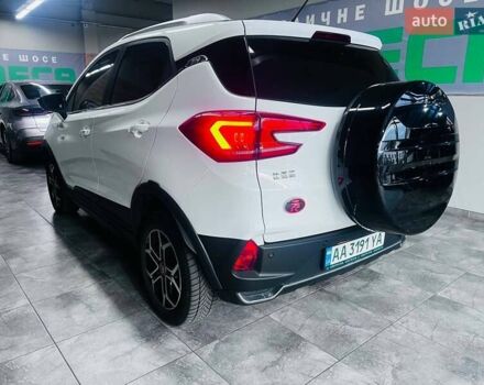 Белый БИД Yuan, объемом двигателя 0 л и пробегом 49 тыс. км за 15000 $, фото 5 на Automoto.ua