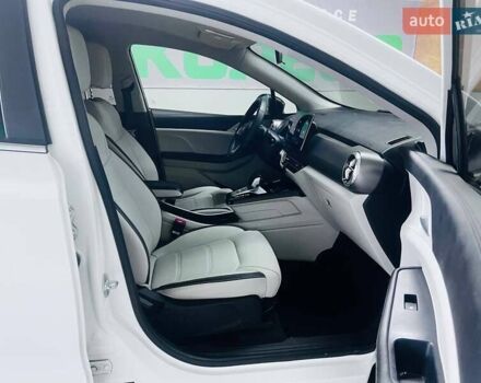 Белый БИД Yuan, объемом двигателя 0 л и пробегом 49 тыс. км за 15000 $, фото 18 на Automoto.ua