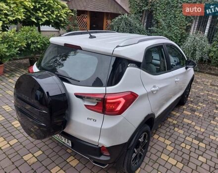 Белый БИД Yuan, объемом двигателя 0 л и пробегом 32 тыс. км за 16000 $, фото 4 на Automoto.ua