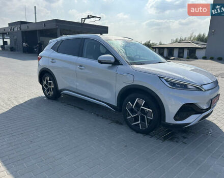 Белый БИД Yuan Plus, объемом двигателя 0 л и пробегом 23 тыс. км за 20500 $, фото 4 на Automoto.ua