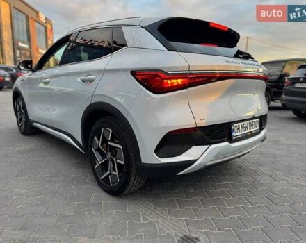 Белый БИД Yuan Plus, объемом двигателя 0 л и пробегом 22 тыс. км за 20900 $, фото 11 на Automoto.ua