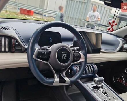 Белый БИД Yuan Plus, объемом двигателя 0 л и пробегом 52 тыс. км за 19000 $, фото 3 на Automoto.ua