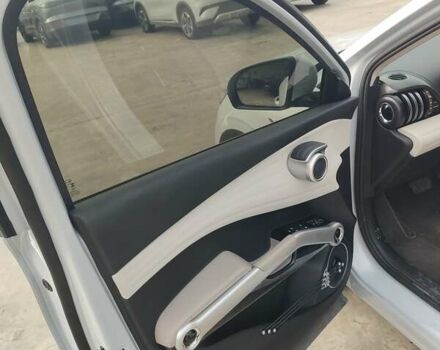 Белый БИД Yuan Plus, объемом двигателя 0 л и пробегом 21 тыс. км за 19900 $, фото 8 на Automoto.ua