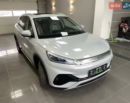 Белый БИД Yuan Plus, объемом двигателя 0 л и пробегом 1 тыс. км за 21999 $, фото 2 на Automoto.ua