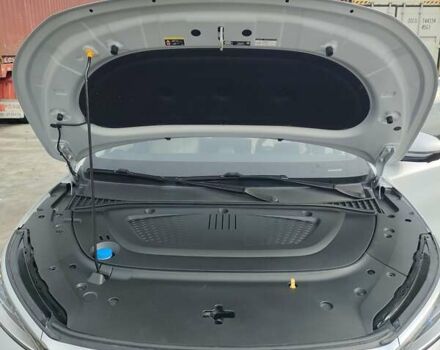 Белый БИД Yuan Plus, объемом двигателя 0 л и пробегом 21 тыс. км за 19900 $, фото 2 на Automoto.ua