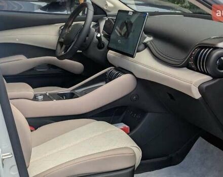 Белый БИД Yuan Plus, объемом двигателя 0 л и пробегом 1 тыс. км за 18000 $, фото 6 на Automoto.ua