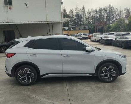 Белый БИД Yuan Plus, объемом двигателя 0 л и пробегом 21 тыс. км за 19900 $, фото 3 на Automoto.ua