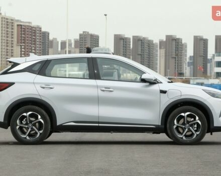 купить новое авто БИД Yuan Plus 2024 года от официального дилера Petr БИД фото