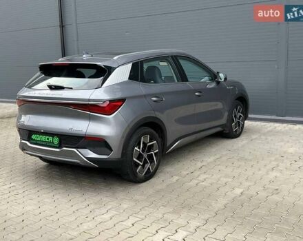 Серый БИД Yuan Plus, объемом двигателя 0 л и пробегом 32 тыс. км за 20000 $, фото 3 на Automoto.ua