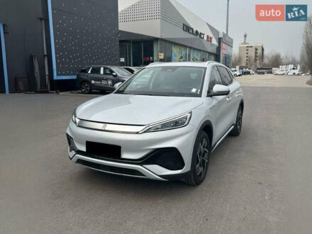 БИД Yuan Plus 2025 в Одессе на Automoto.ua Серый БИД Yuan Plus, объемом двигателя 0 л и пробегом 1 тыс. км за 18900 $, фото 1 на Automoto.ua