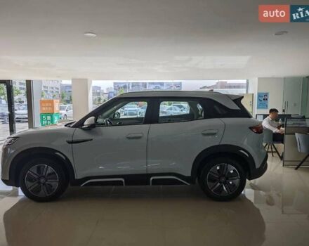 Белый БИД Yuan Up, объемом двигателя 0 л и пробегом 9 тыс. км за 17300 $, фото 2 на Automoto.ua