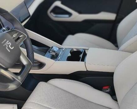 Белый БИД Yuan Up, объемом двигателя 0 л и пробегом 5 тыс. км за 20000 $, фото 11 на Automoto.ua