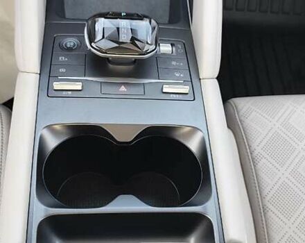 Белый БИД Yuan Up, объемом двигателя 0 л и пробегом 5 тыс. км за 20000 $, фото 28 на Automoto.ua