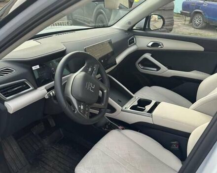 Белый БИД Yuan Up, объемом двигателя 0 л и пробегом 144 тыс. км за 18000 $, фото 7 на Automoto.ua