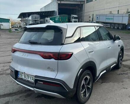 Белый БИД Yuan Up, объемом двигателя 0 л и пробегом 144 тыс. км за 18000 $, фото 4 на Automoto.ua