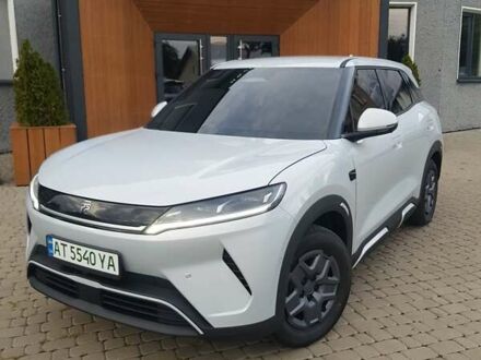 Белый БИД Yuan Up, объемом двигателя 0 л и пробегом 1 тыс. км за 19500 $, фото 1 на Automoto.ua