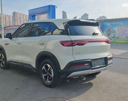 БИД Yuan Up, объемом двигателя 0 л и пробегом 4 тыс. км за 16500 $, фото 3 на Automoto.ua