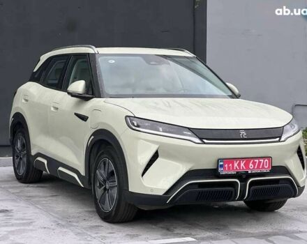 БИД Yuan Up, объемом двигателя 0 л и пробегом 4 тыс. км за 18800 $, фото 2 на Automoto.ua