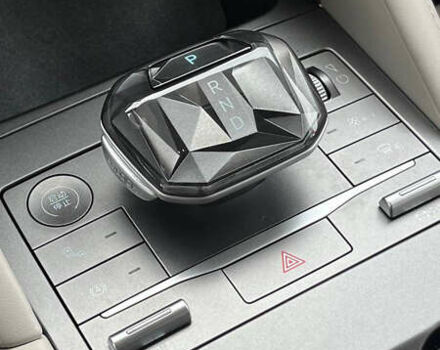 БИД Yuan Up, объемом двигателя 0 л и пробегом 6 тыс. км за 20200 $, фото 17 на Automoto.ua