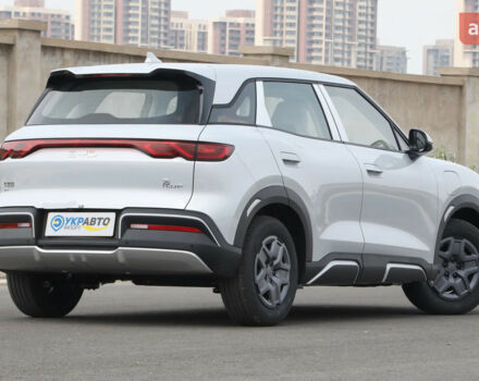 БИД Yuan Up, объемом двигателя 0 л и пробегом 0 тыс. км за 18400 $, фото 9 на Automoto.ua