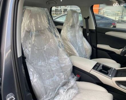 БИД Yuan Up, объемом двигателя 0 л и пробегом 1 тыс. км за 19300 $, фото 28 на Automoto.ua