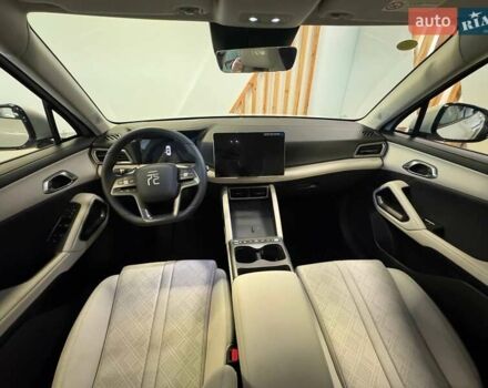 БИД Yuan Up, объемом двигателя 0 л и пробегом 1 тыс. км за 17700 $, фото 4 на Automoto.ua