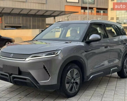 Серый БИД Yuan Up, объемом двигателя 0 л и пробегом 9 тыс. км за 17999 $, фото 1 на Automoto.ua