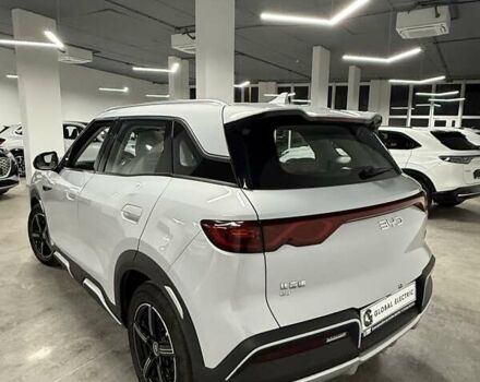 Сірий БІД Yuan Up, об'ємом двигуна 0 л та пробігом 14 тис. км за 20100 $, фото 6 на Automoto.ua