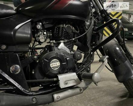 Черный Баджадж Авенгер, объемом двигателя 0.2 л и пробегом 20 тыс. км за 1000 $, фото 1 на Automoto.ua