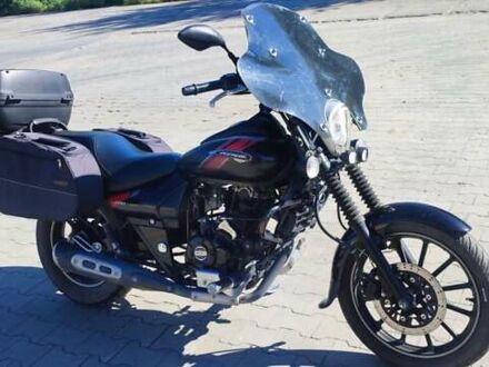 Баджадж Авєнгєр 2019 у Павлограде на Automoto.ua Чорний Баджадж Авєнгєр, об'ємом двигуна 0.22 л та пробігом 19 тис. км за 2000 $, фото 1 на Automoto.ua