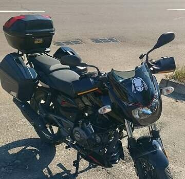 Баджадж Пульсар 2020 у Києві на Automoto.ua Чорний Баджадж Пульсар, об'ємом двигуна 0.18 л та пробігом 17 тис. км за 1340 $, фото 2 на Automoto.ua