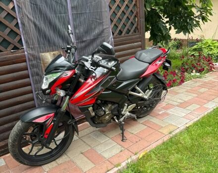 Баджадж Пульсар, об'ємом двигуна 0.2 л та пробігом 0 тис. км за 2000 $, фото 3 на Automoto.ua