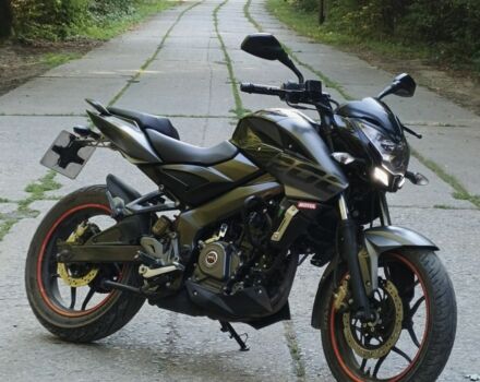 Баджадж Пульсар, объемом двигателя 0.2 л и пробегом 0 тыс. км за 1950 $, фото 1 на Automoto.ua