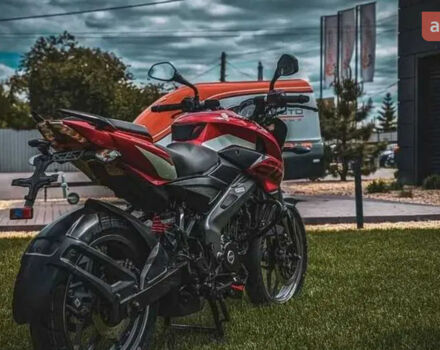 Баджадж Пульсар, объемом двигателя 0.2 л и пробегом 0 тыс. км за 3100 $, фото 2 на Automoto.ua