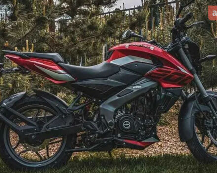 Баджадж Пульсар, объемом двигателя 0.2 л и пробегом 0 тыс. км за 3100 $, фото 3 на Automoto.ua